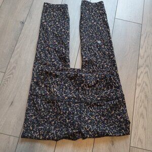 Lululemon Pink Leopard Leggings